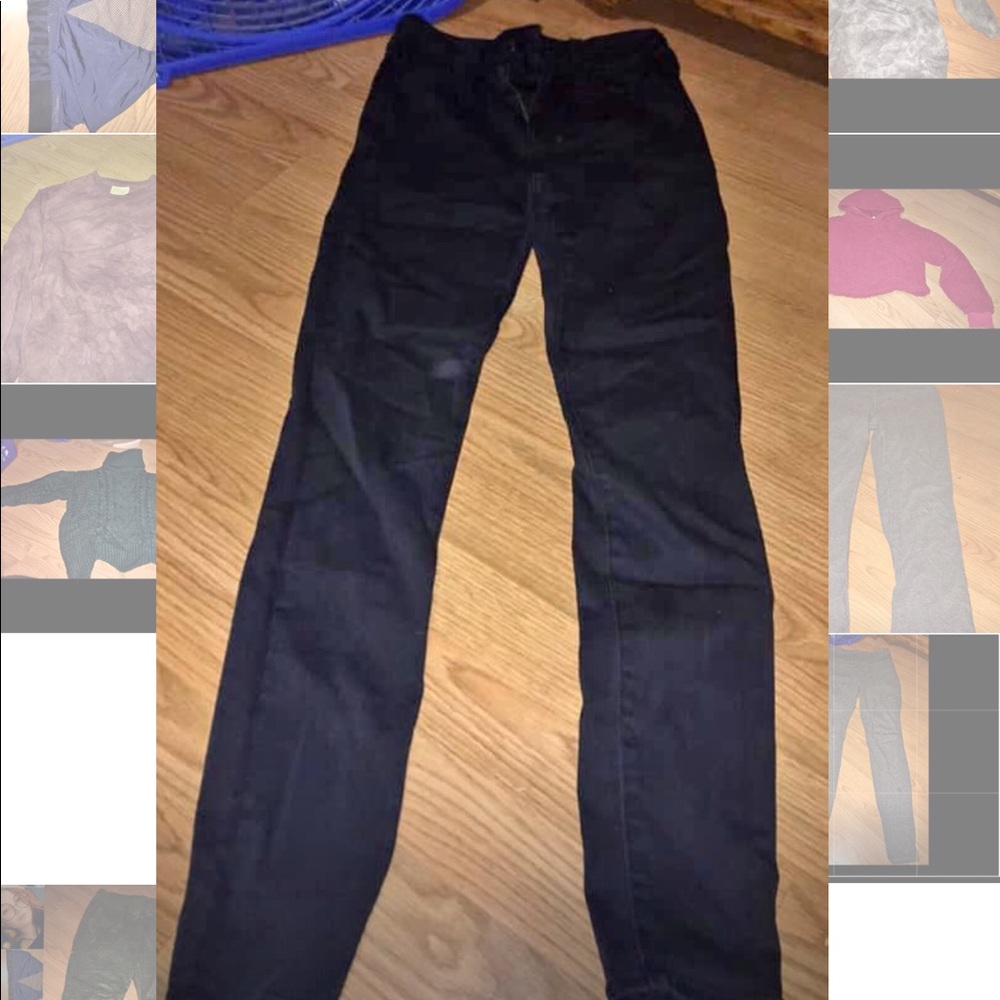 Black skinny jeans